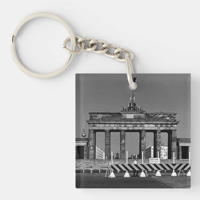 Vintage Germany Berlin Brandenburg Gate Keychain (Front)