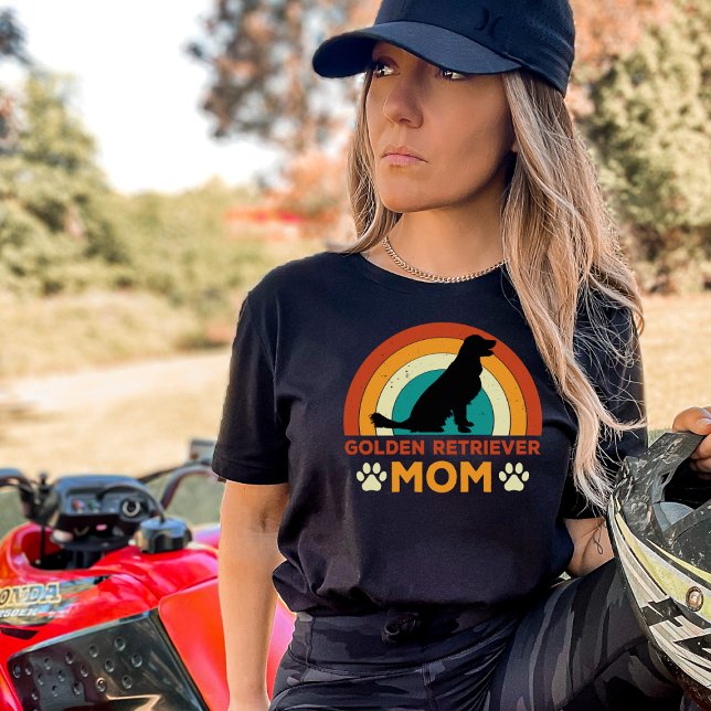 Vintage Golden Retriever Dog Mom Sunset  T-Shirt (Creator Uploaded)