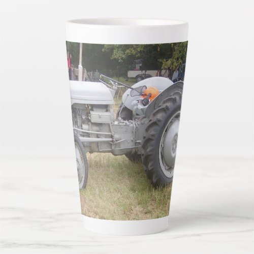 Vintage Gray massey fergison tractor Latte Mug