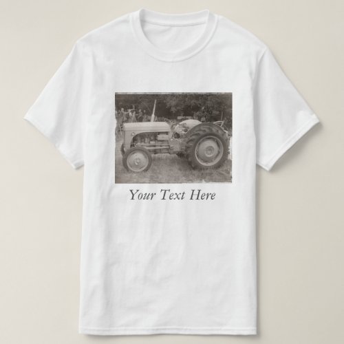 Vintage Gray massey fergison tractor photo T_Shirt