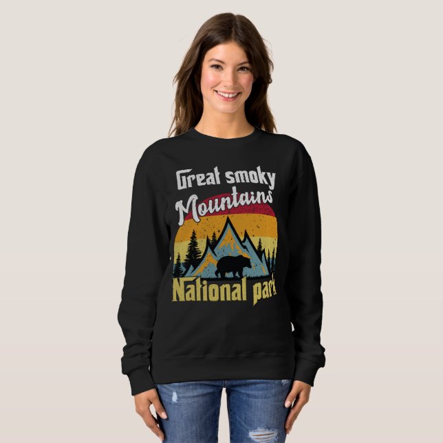 Vintage Great Smoky Mountains Bear Mountains Sweatshirt (Front Full)