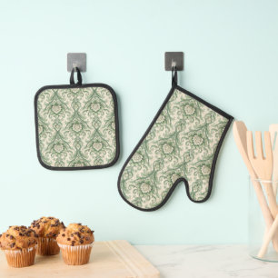Vintage green botanical pattern oven mitt & pot holder set