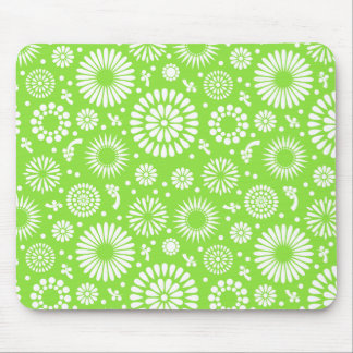 Vintage green flowers mouse pad