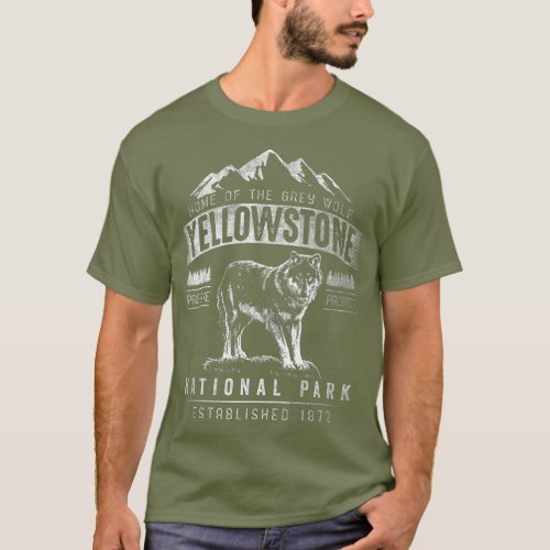 Vintage Grey Wolf Yellowstone National Park T_Shirt
