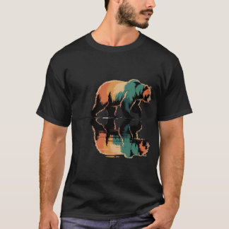 Vintage Grizzly Bear Water Reflection Wildlife T-Shirt