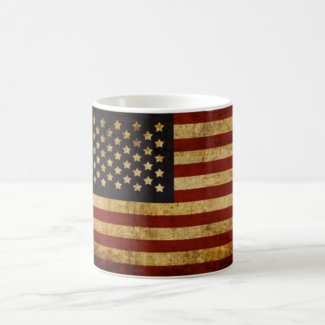Vintage Grunge Patriotic USA American Flag Coffee Mug (Center)