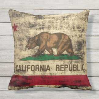 Vintage Grungy Flag of California Republic Outdoor Pillow