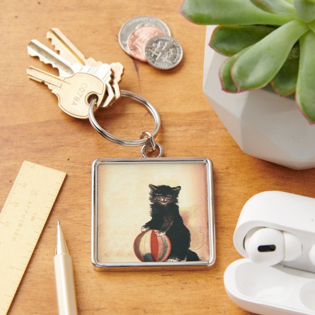 Vintage HALLOWEEN Black Cat Keychain (Desk)