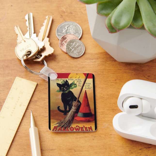 Vintage Halloween by Ellen Clapsaddle, Black Cat Keychain (Desk)