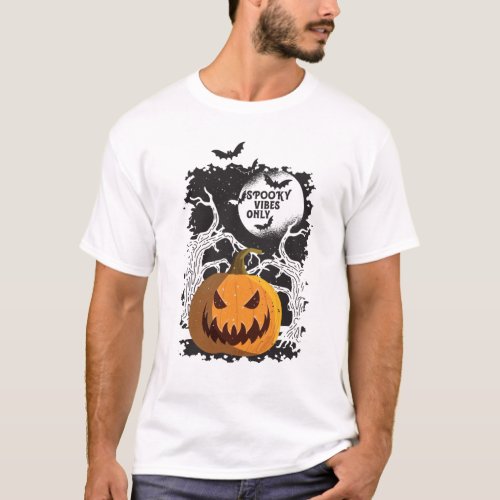 Vintage Halloween Pumpkin Graphic Spooky Vibes T_Shirt