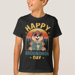 Vintage Happy 67 Groundhog Day Animal Lover Men Wo T-Shirt
