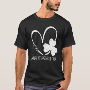 Vintage Happy St Patricks Day Irish Shamrock Heart T-Shirt