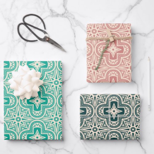 Vintage Holiday Quatrefoil Wrapping Paper Sheets