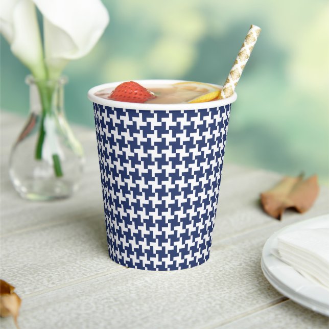 Vintage Houndstooth Pattern Paper Cups (Insitu)