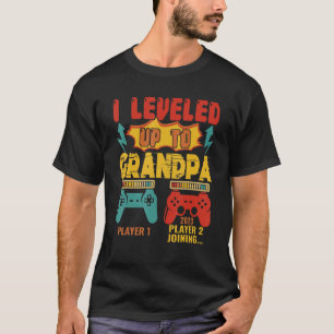 Vintage I Leveled Up To Grandpa 2023 Gamer Expecti T-Shirt