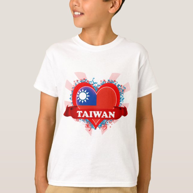 Vintage I Love Taiwan T-Shirt (Front)