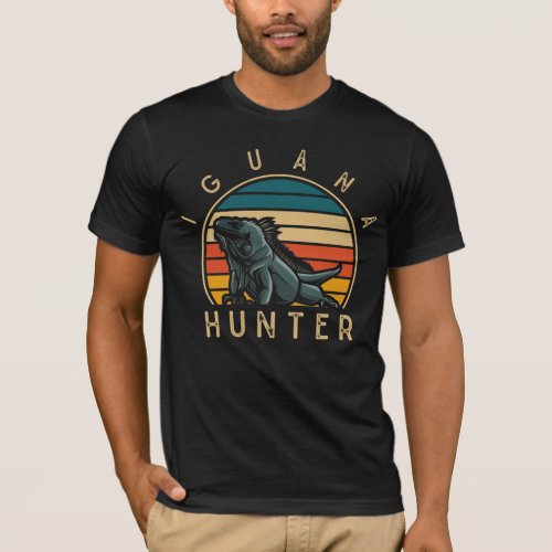 Vintage Iguana Hunter Funny Reptile Lover T_Shirt