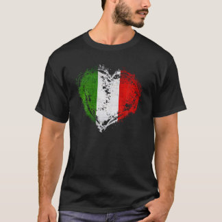 Vintage Italy Heart Shape Italian Flag Stylish Des T-Shirt
