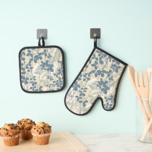 Vintage Japanese Blue Botanical: Cream Leaf Fern Oven Mitt & Pot Holder Set