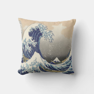 vintage japanese ukiyo e art the great wave outdoor pillow