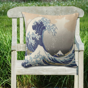 vintage japanese ukiyo e art the great wave outdoor pillow