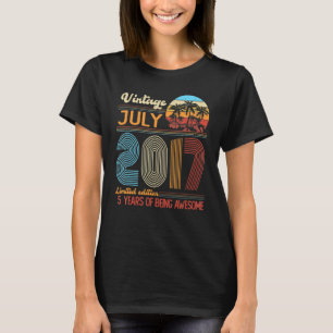 Vintage July 2017 5 Years Old 5th Birthday Decorat T-Shirt