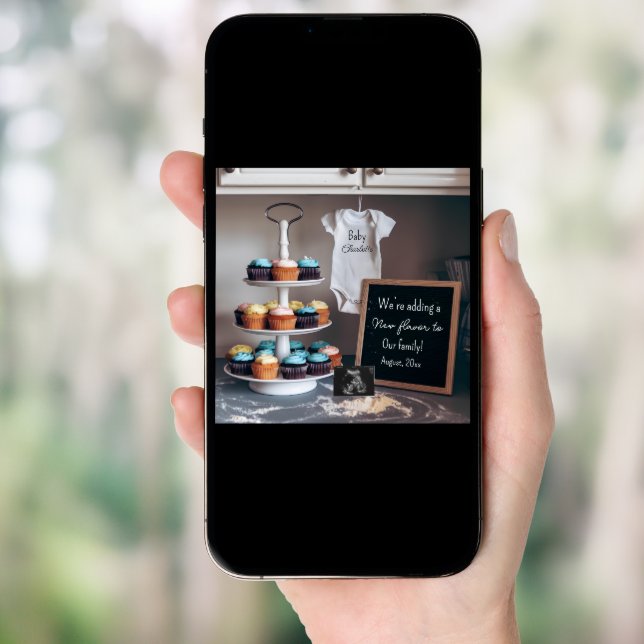 Vintage kitchen  Cupcake pregnancy announcement  (Front Digital)