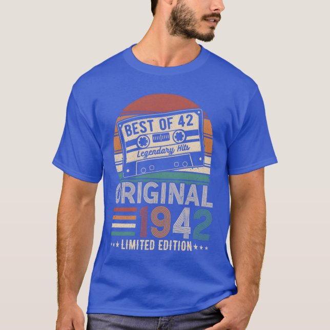 Vintage Legend 1942 gift T-Shirt (Front)