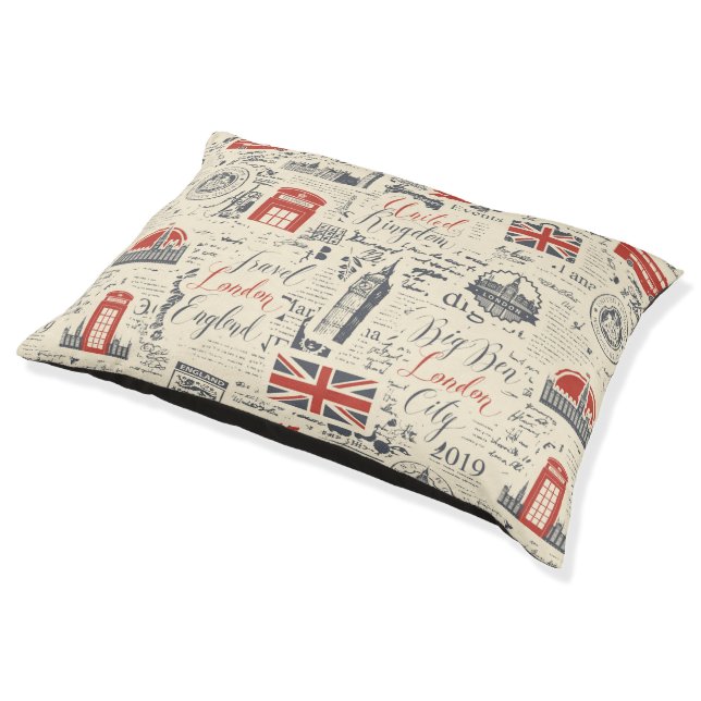 Vintage London Dog Bed (Angled)