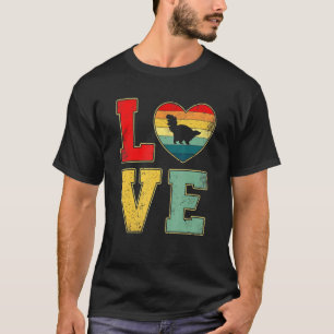Vintage Love Skunk Retro 70s 80s Heart Farm Animal T-Shirt