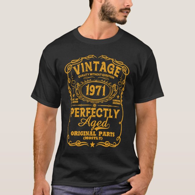 Vintage Made In 1971  51th Birthday T-Shirt (Front)