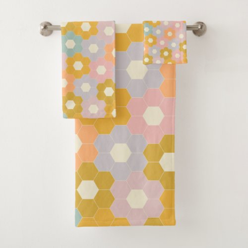 Vintage Modern Hexagon Flower Pattern in Pastel Bath Towel Set