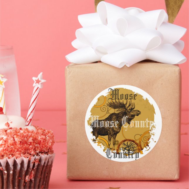 Vintage Moose Gifts Classic Round Sticker (Party)