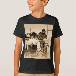 Vintage Motorcycle and Side Car Old School Cool T-Shirt
