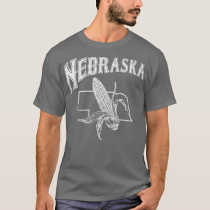 Vintage Nebraska Design with state and corn image  T-Shirt