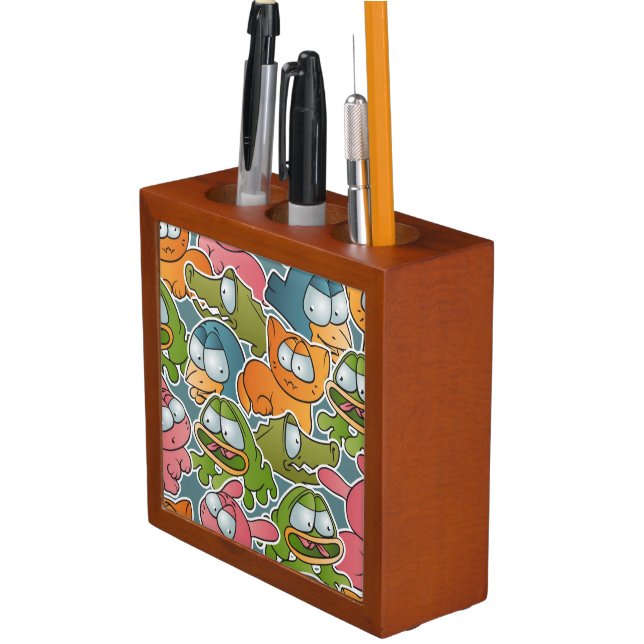 Vintage pattern with cartoon animals pencil holder (In Situ)