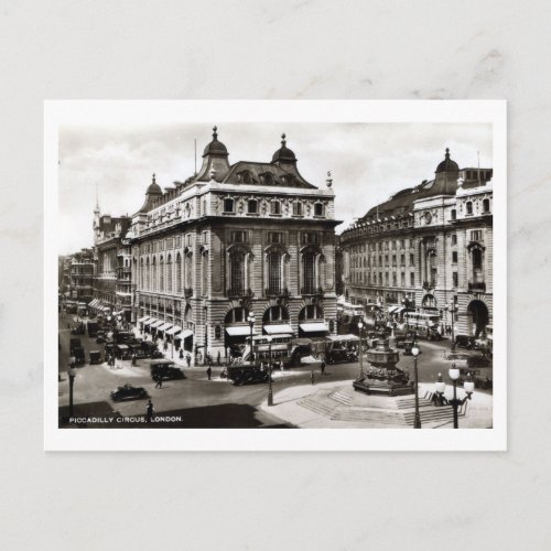 Vintage Piccadilly Circus black and white photo Postcard