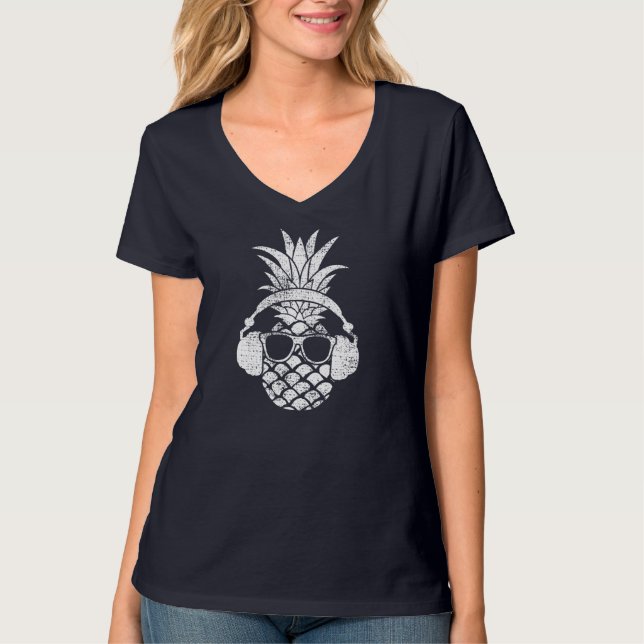 Vintage Pineapple Hawaiian Aloha Beach Fruit Cockt T-Shirt (Front)
