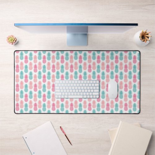 Vintage Pineapple Pattern Desk Mat