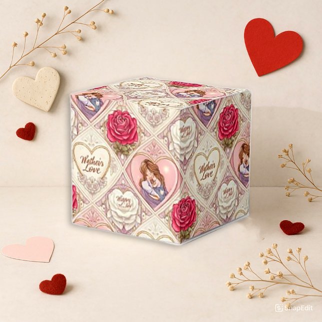 Vintage Pink Floral Mother Love Heart Pattern Favor Boxes (Creator Uploaded)