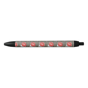 Vintage pink roses and houndstooth pattern pen