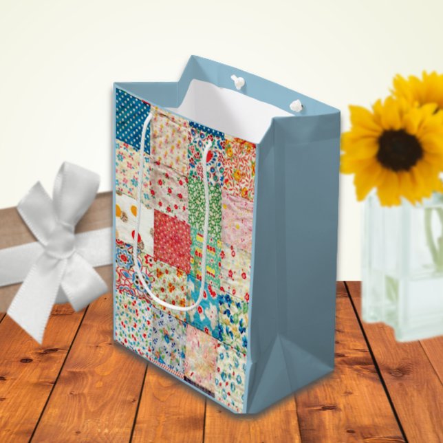 Vintage Quilt Pattern Gift Bag (Creator Uploaded)