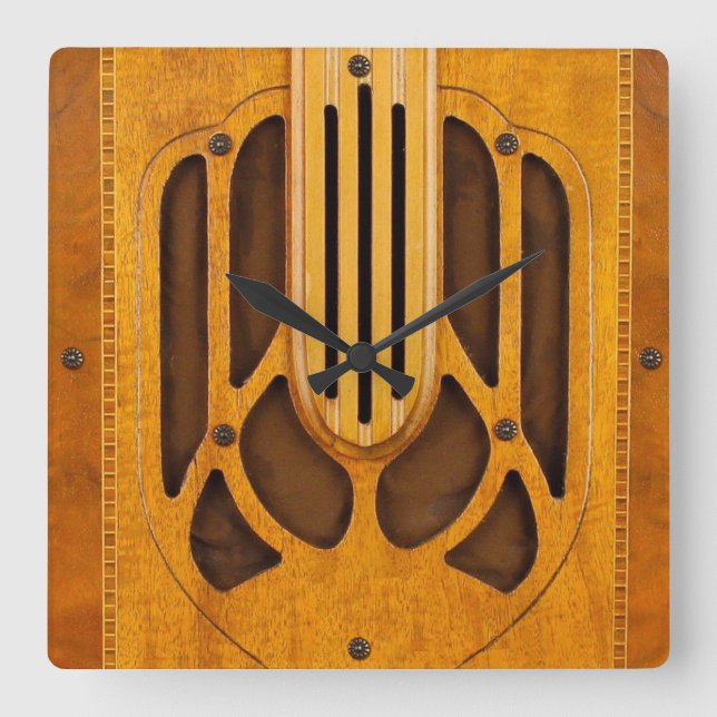 Vintage Radio Design Wall Clock (Front)