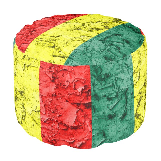 Vintage rasta flag pouf (Angled Front)