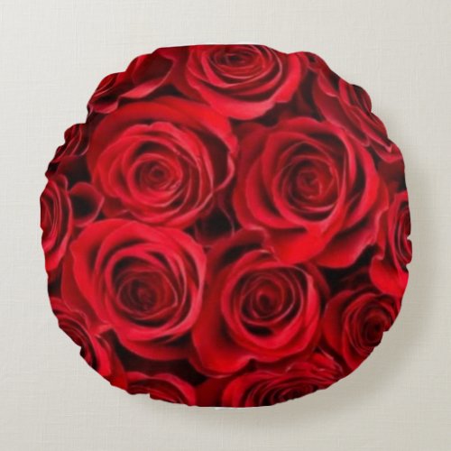 Vintage Red Roses Round Pillow 