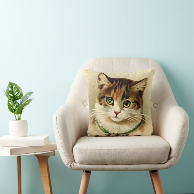 Vintage Retro Christmas Cat With Bells Throw Pillow (Chair)