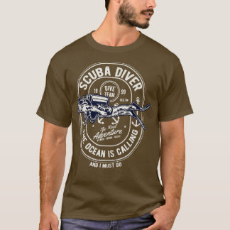 Vintage Retro Diver Distressed Scuba Diving T-Shirt