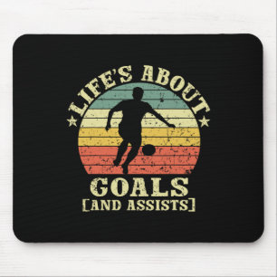 Vintage Retro Life's About Goals And Ists Mouse Pad