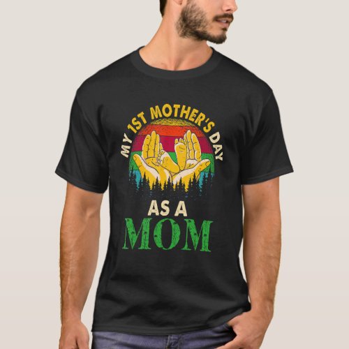 Vintage Retro My 1st Mothers Day As A Mom Cute Ne T_Shirt