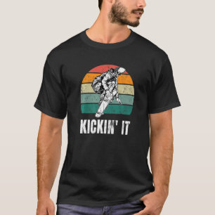 Vintage Retro Skateboard Skull Skateboarding  T-Shirt